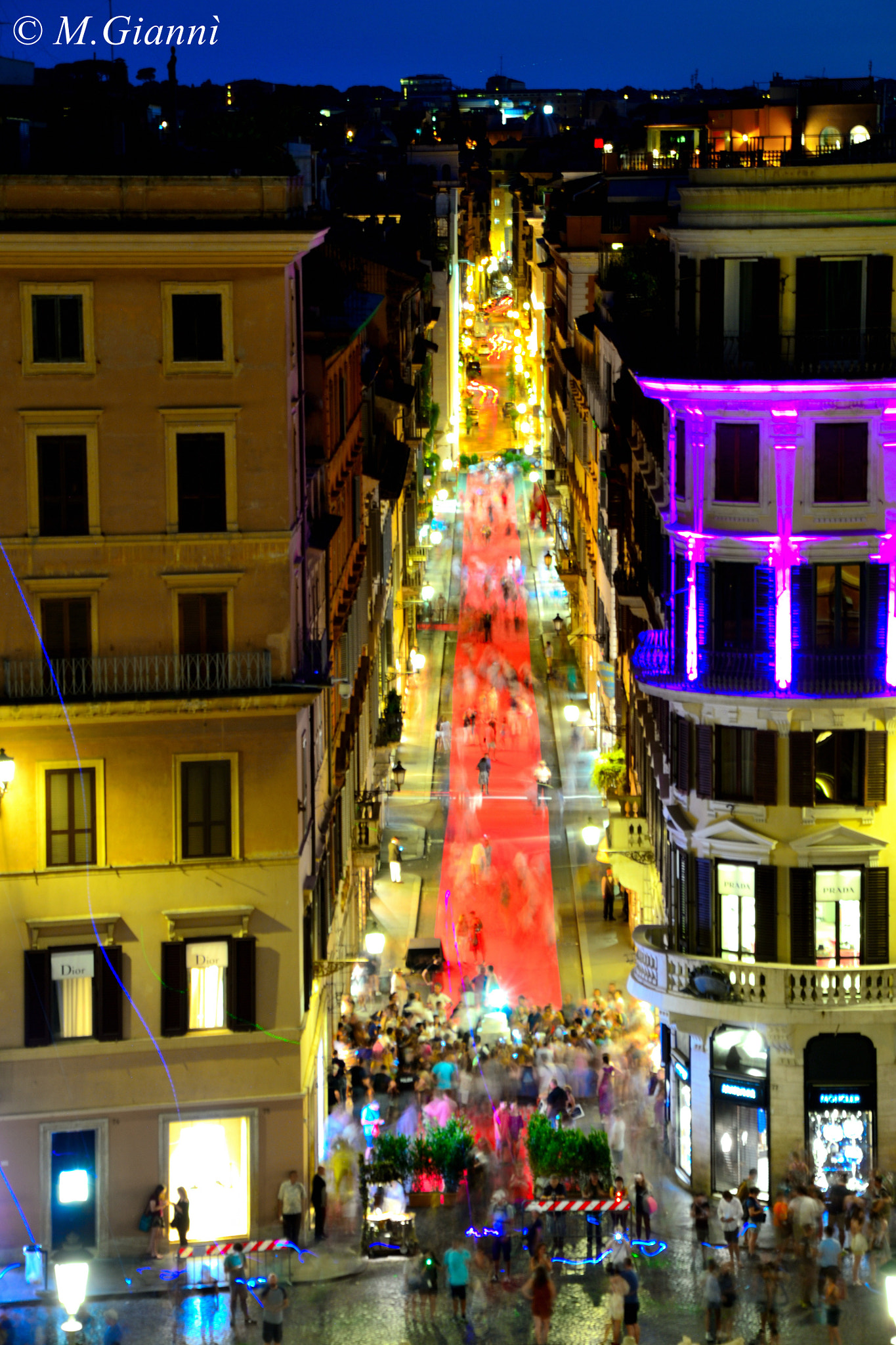 Nikon D3100 sample photo. Via dei condotti photography