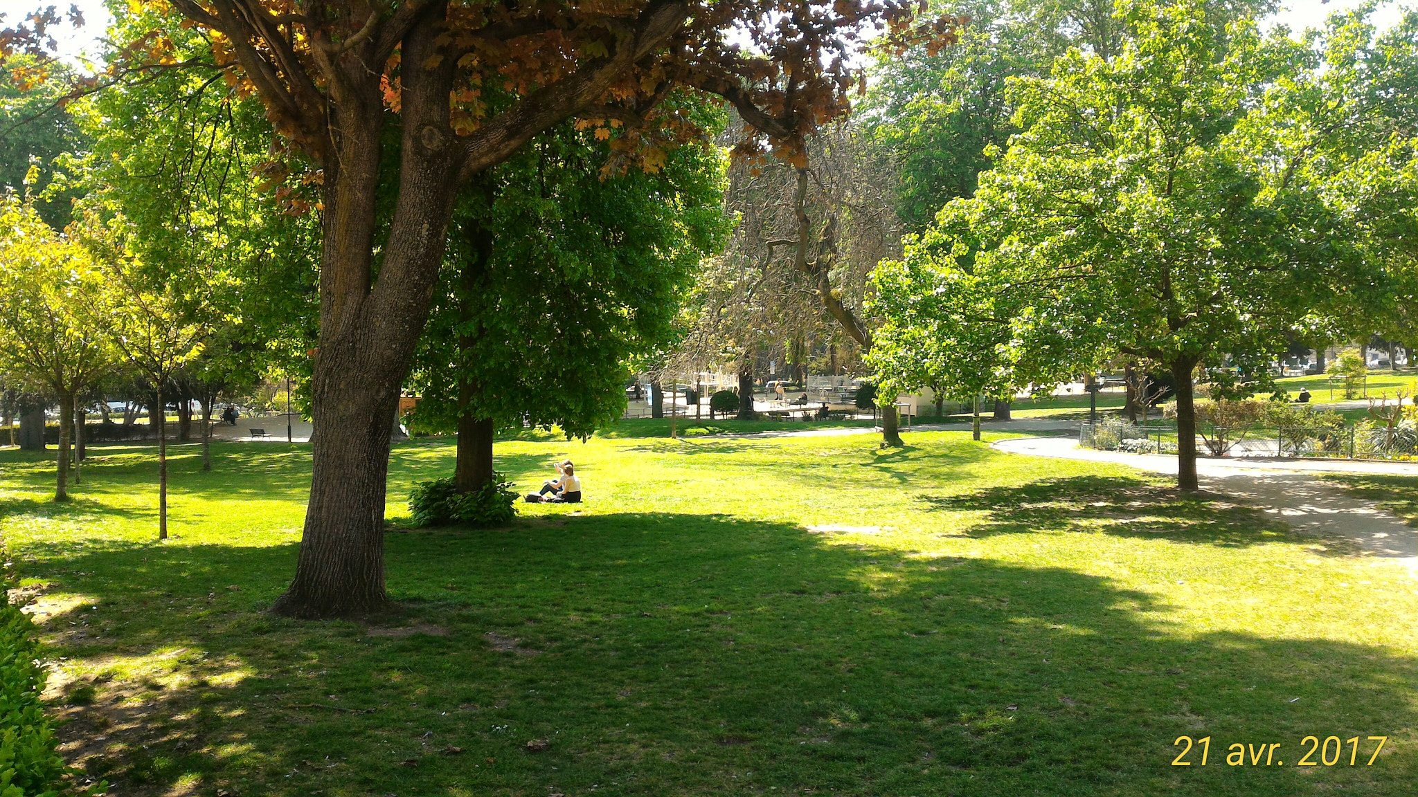ASUS ZenFone 2 (ZE551ML) sample photo. Jardin du trocadéro, paris photography