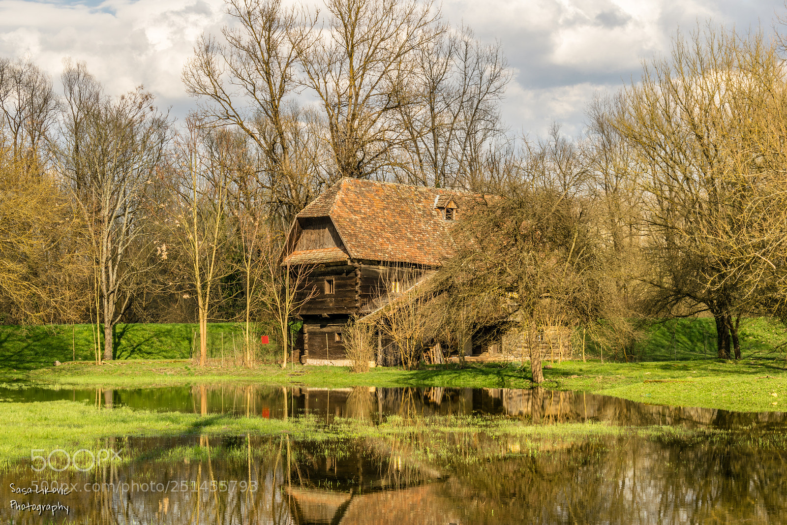 Nikon D3300 sample photo. Sisak wooden house1 photography