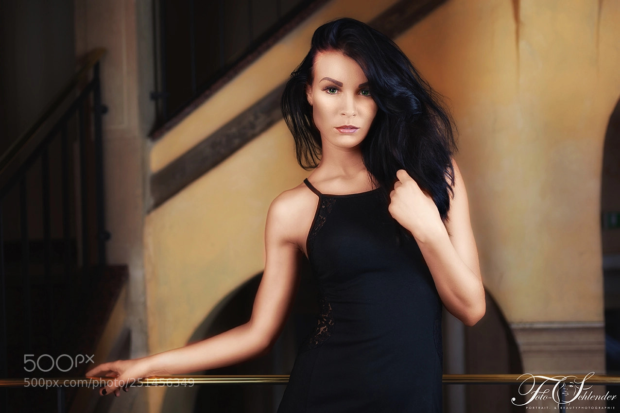 Canon EOS 5D Mark II sample photo. Christiane photography