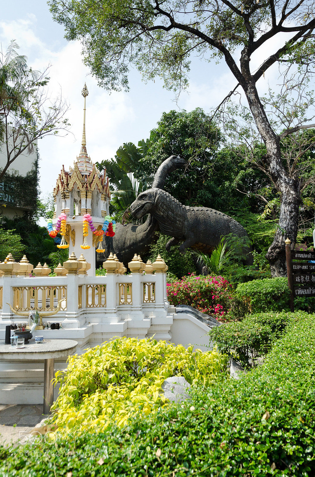 Nikon D7000 sample photo. Gardens in bangkok zoo photography