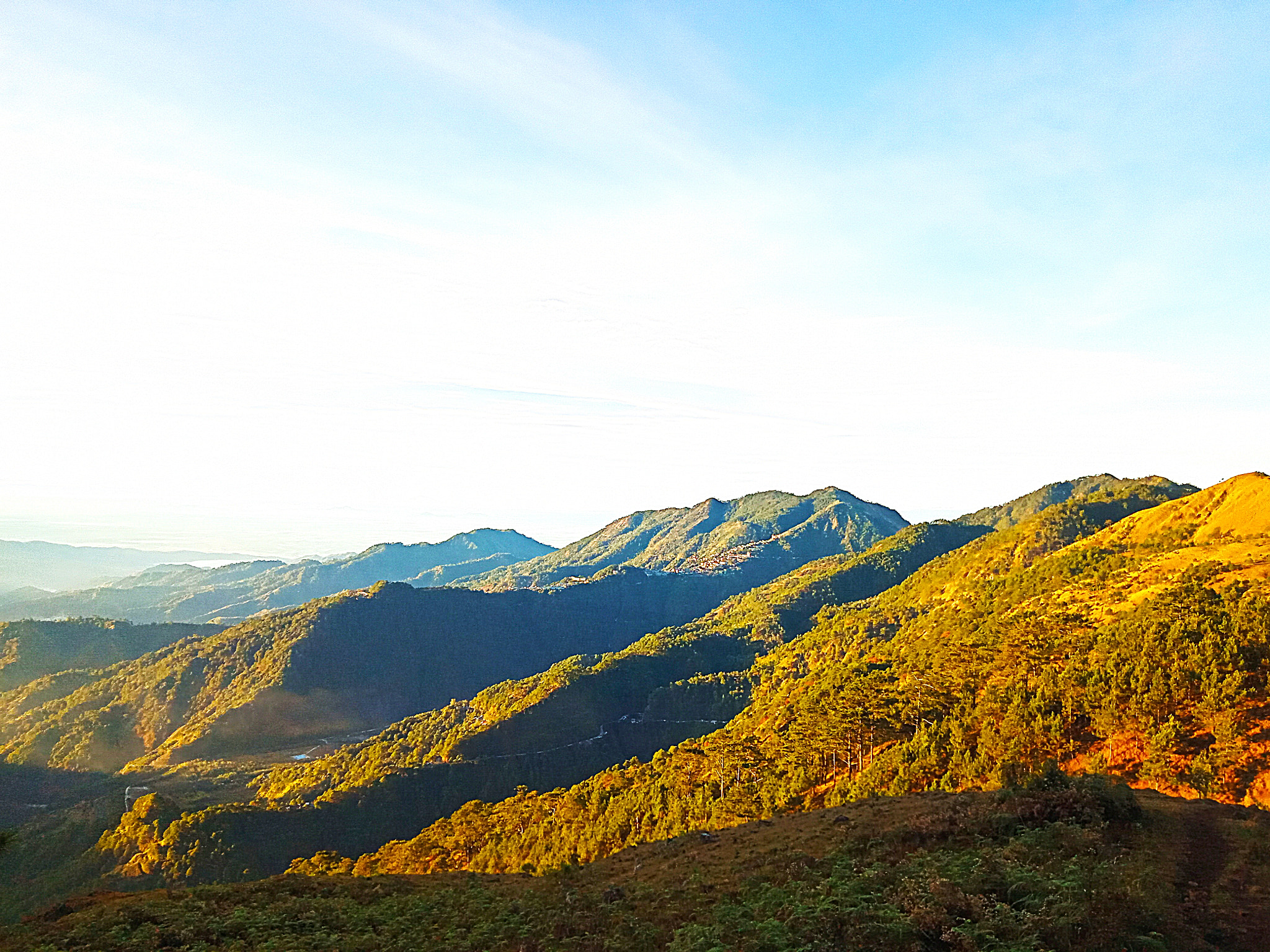 OPPO CPH1725 sample photo. Mt. ulap (clouds) photography