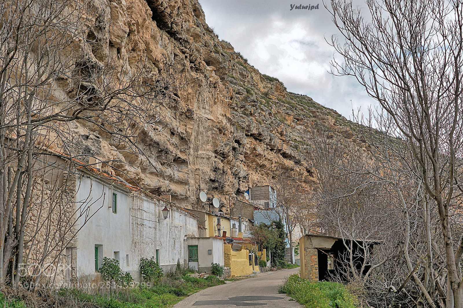 Sony a6000 sample photo. Cave houses village photography