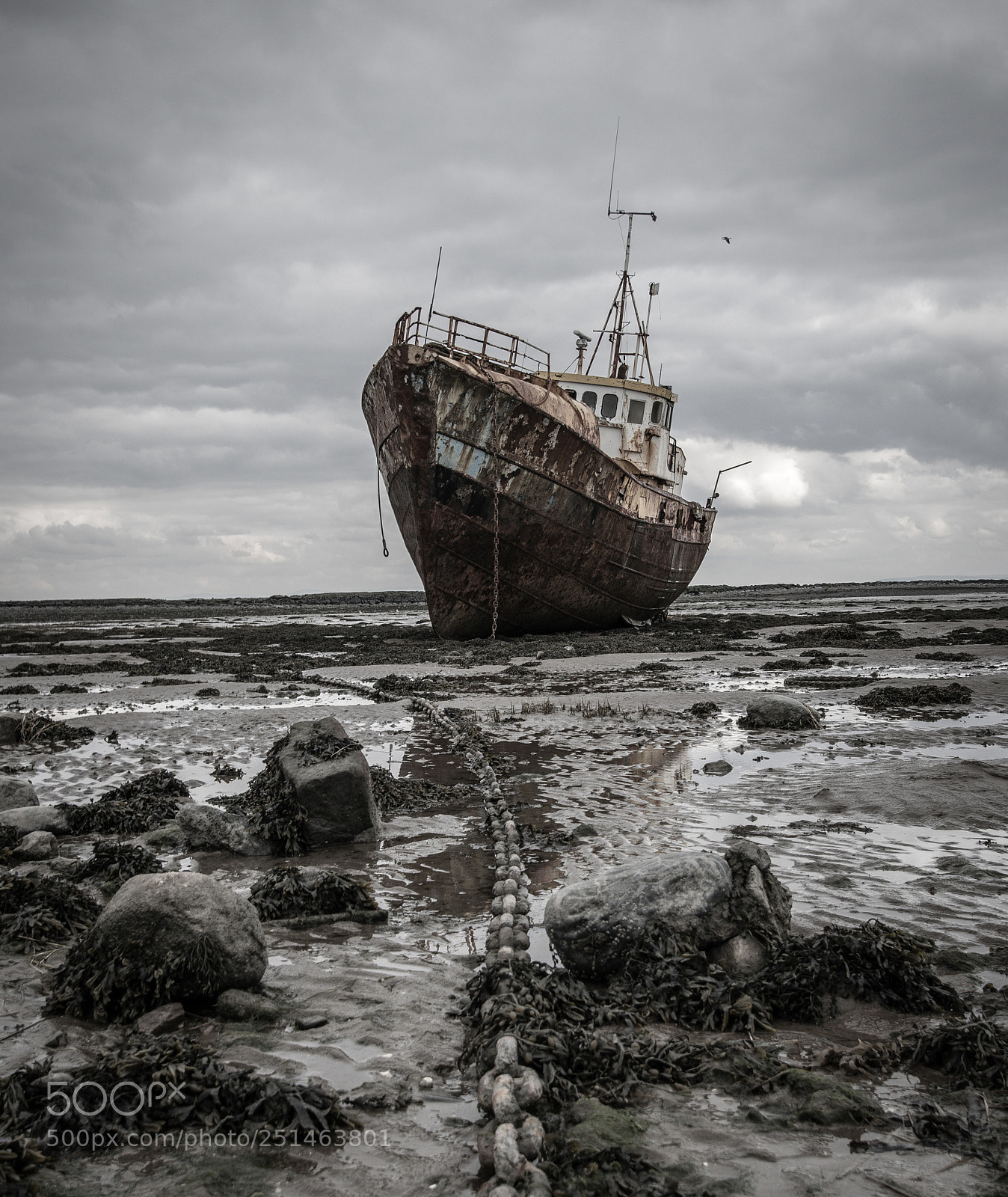 Nikon D3300 sample photo. Stranded boat photography