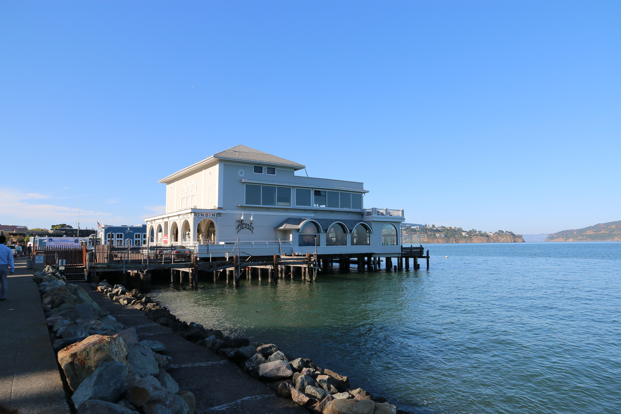 Canon EOS 70D sample photo. Ocean front photography