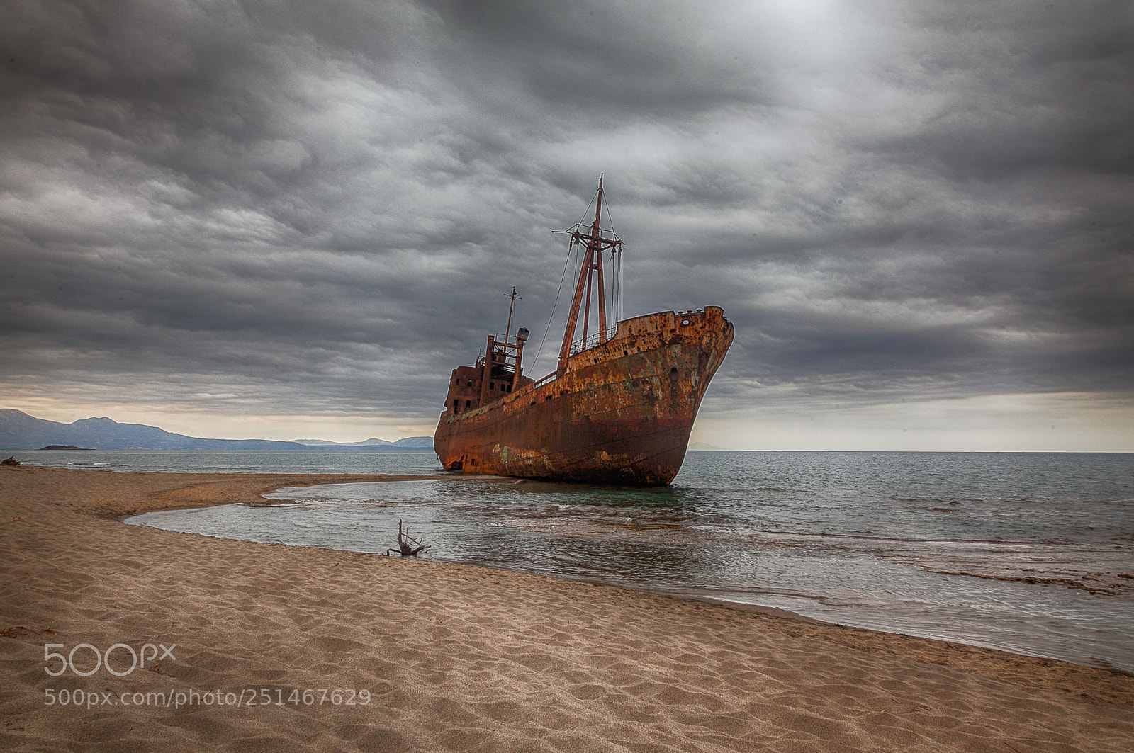 Canon EOS 5D Mark II sample photo. Shipwreck photography