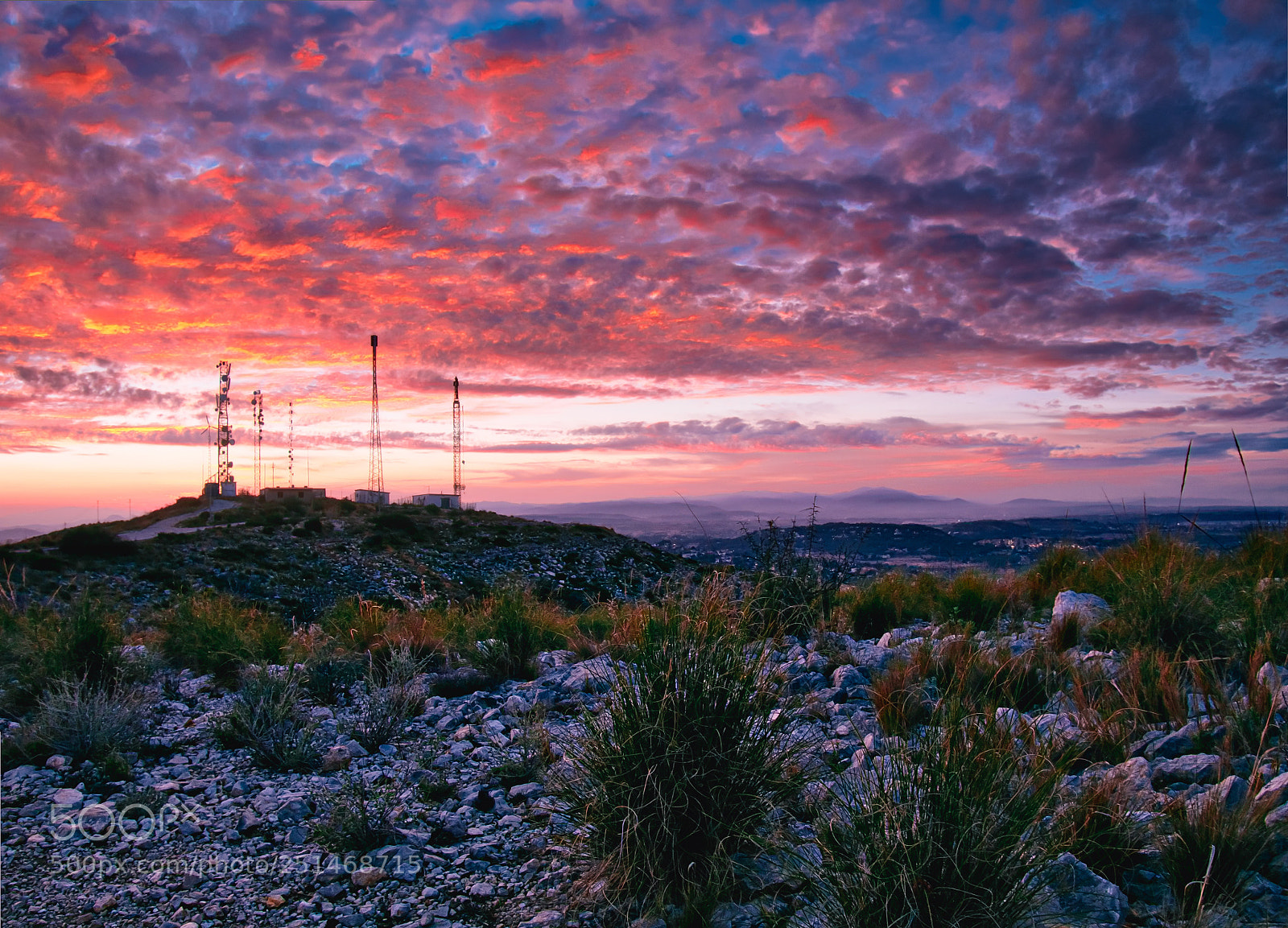 Panasonic Lumix DMC-GX85 (Lumix DMC-GX80 / Lumix DMC-GX7 Mark II) sample photo. Atardecer en las cumbres photography