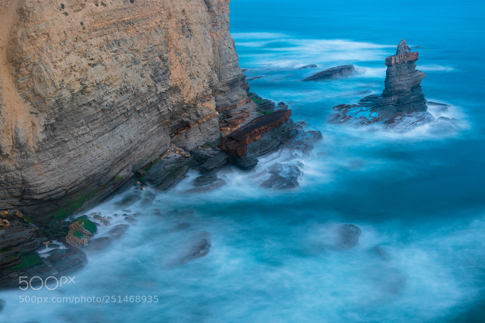 Canon EOS 5D Mark IV sample photo. Brandung in peniche photography