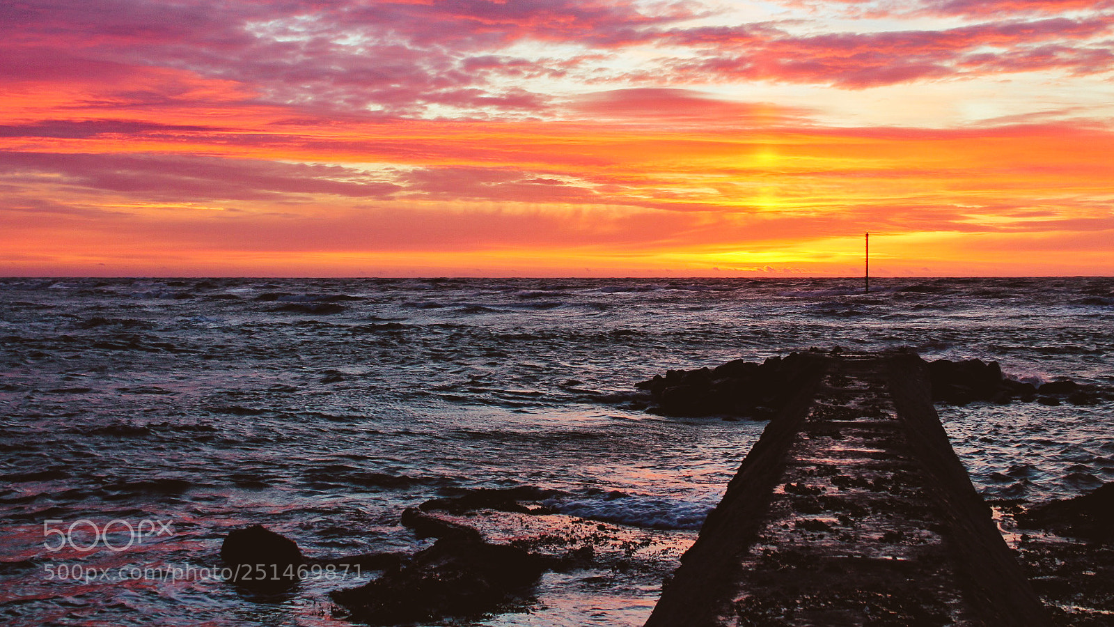 Canon EOS 1300D (EOS Rebel T6 / EOS Kiss X80) sample photo. Arbroath harbour at sunrise photography
