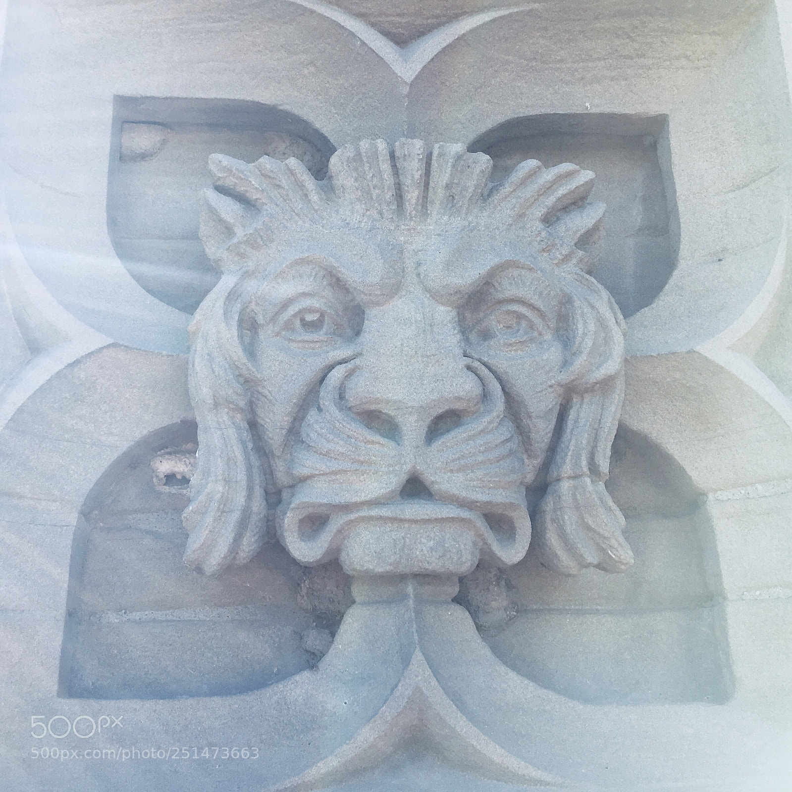 Apple iPhone 6s Plus sample photo. Parliament gargoyle photography