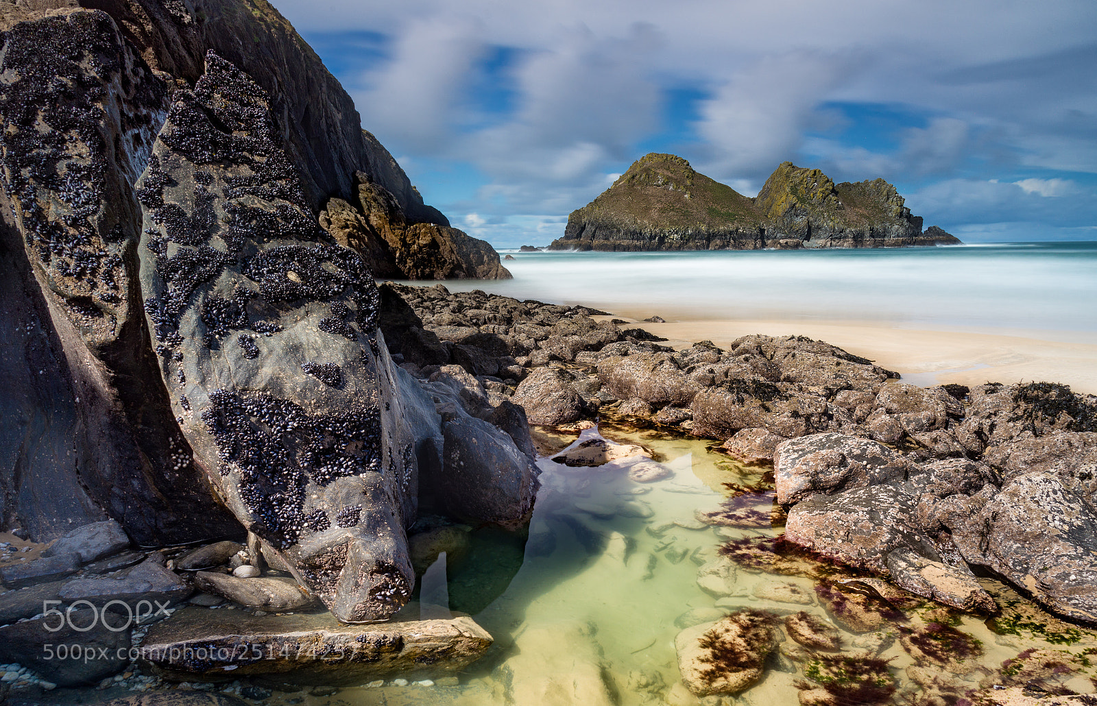 Nikon D610 sample photo. Low tide, holywell bay photography