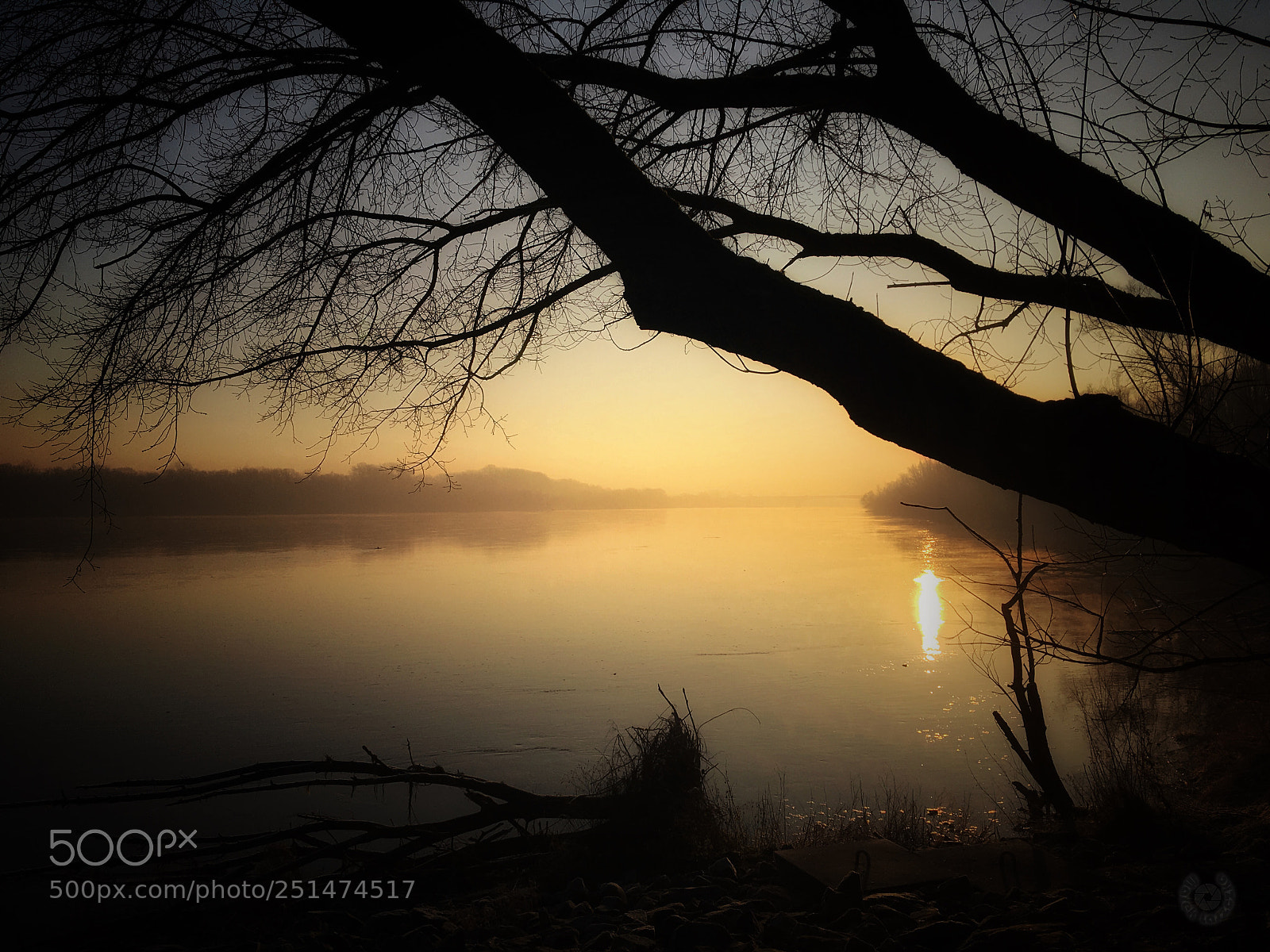 Apple iPhone SE sample photo. Sunrise at vistula river photography
