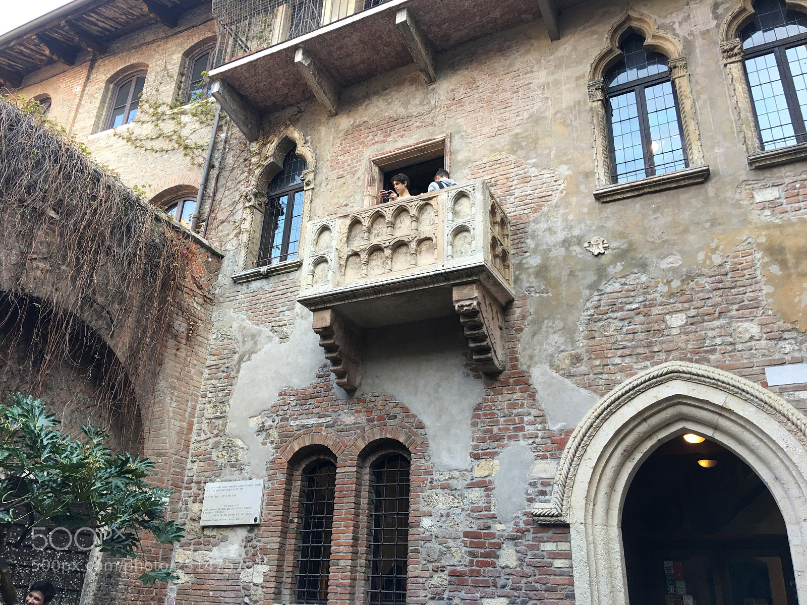 Apple iPhone 6s Plus sample photo. Giulietta’s balcony photography
