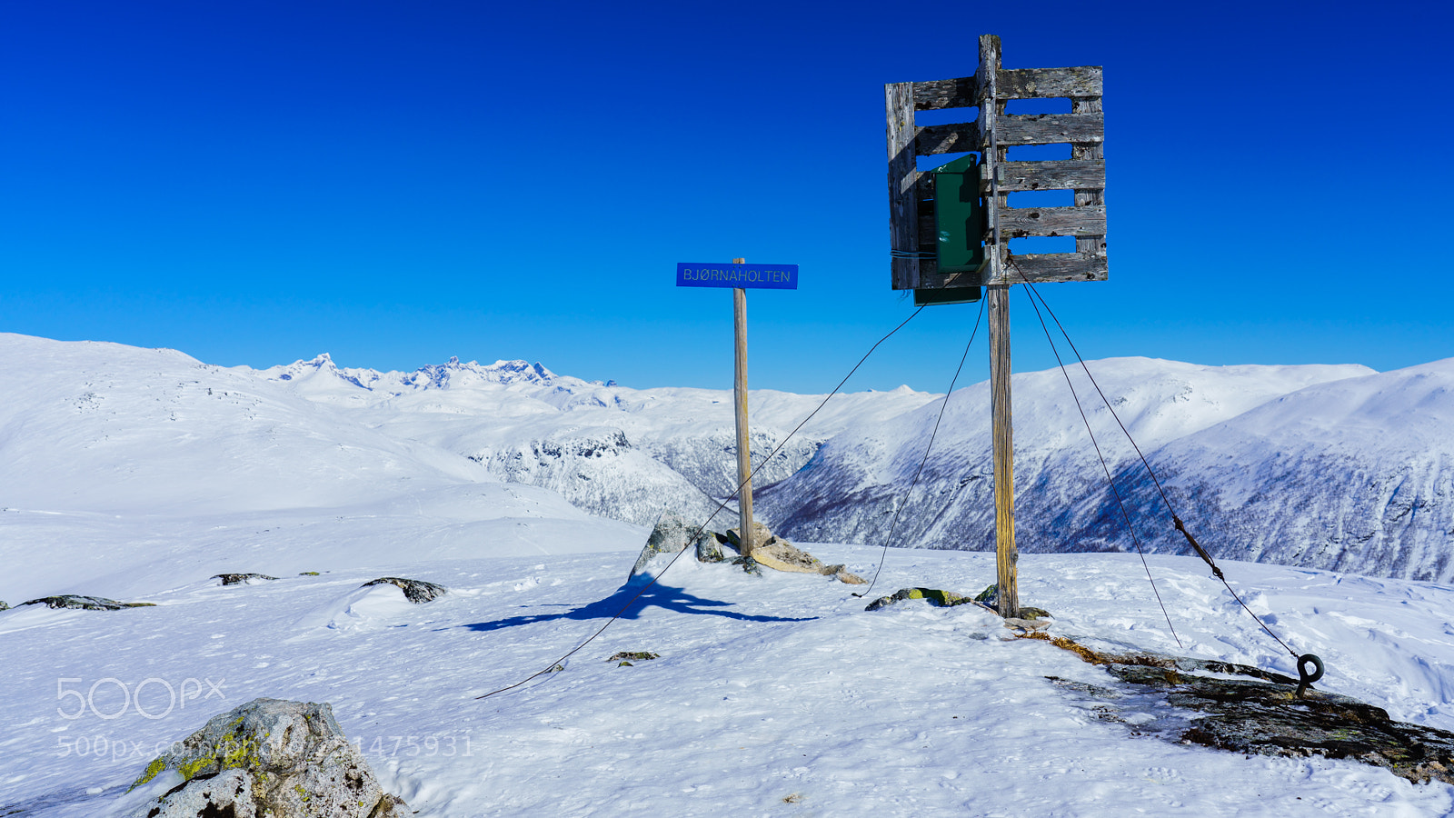 Sony a7R III sample photo. Summit bjørnaholten photography