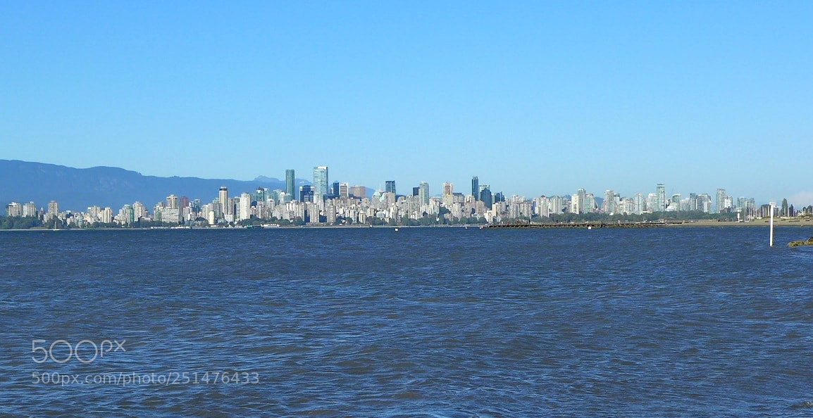 Panasonic Lumix DMC-LX7 sample photo. City skyline of vancouver photography