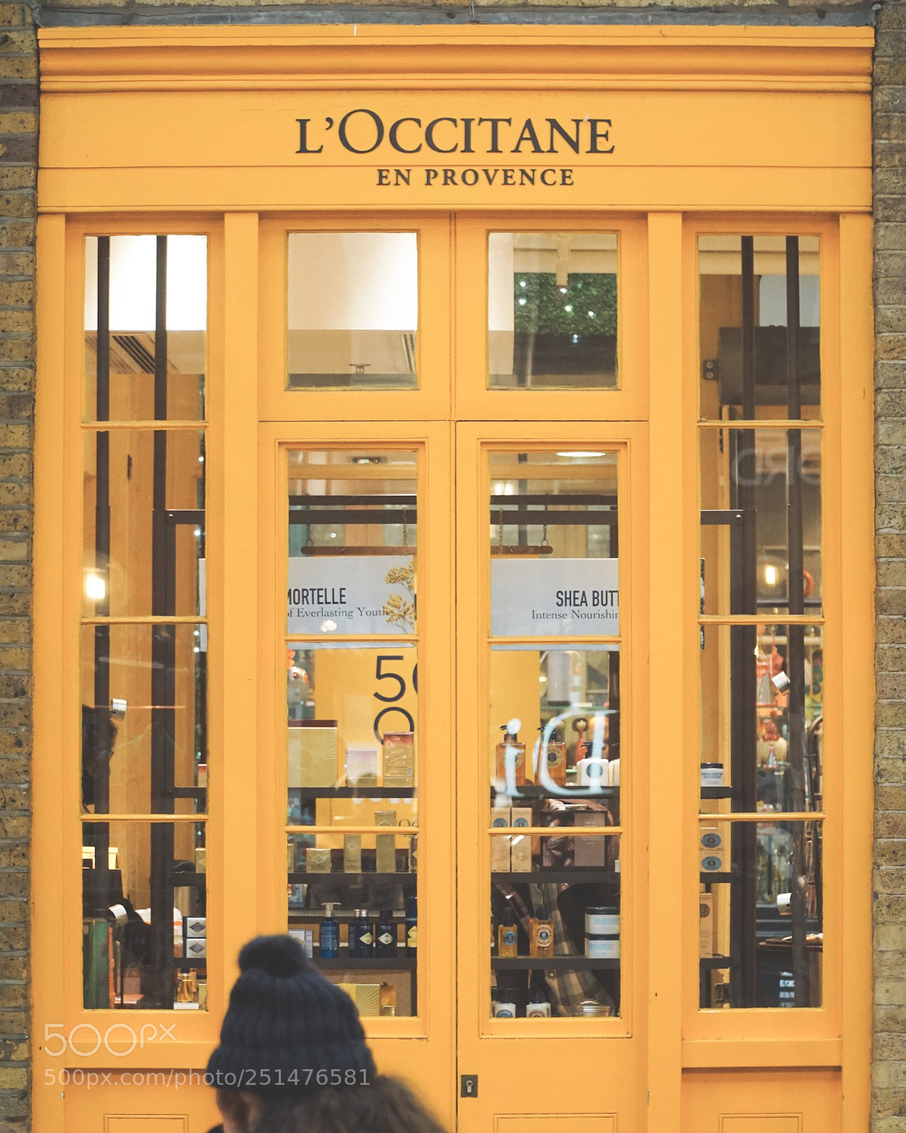 Sony a6000 sample photo. Covent garden colours photography