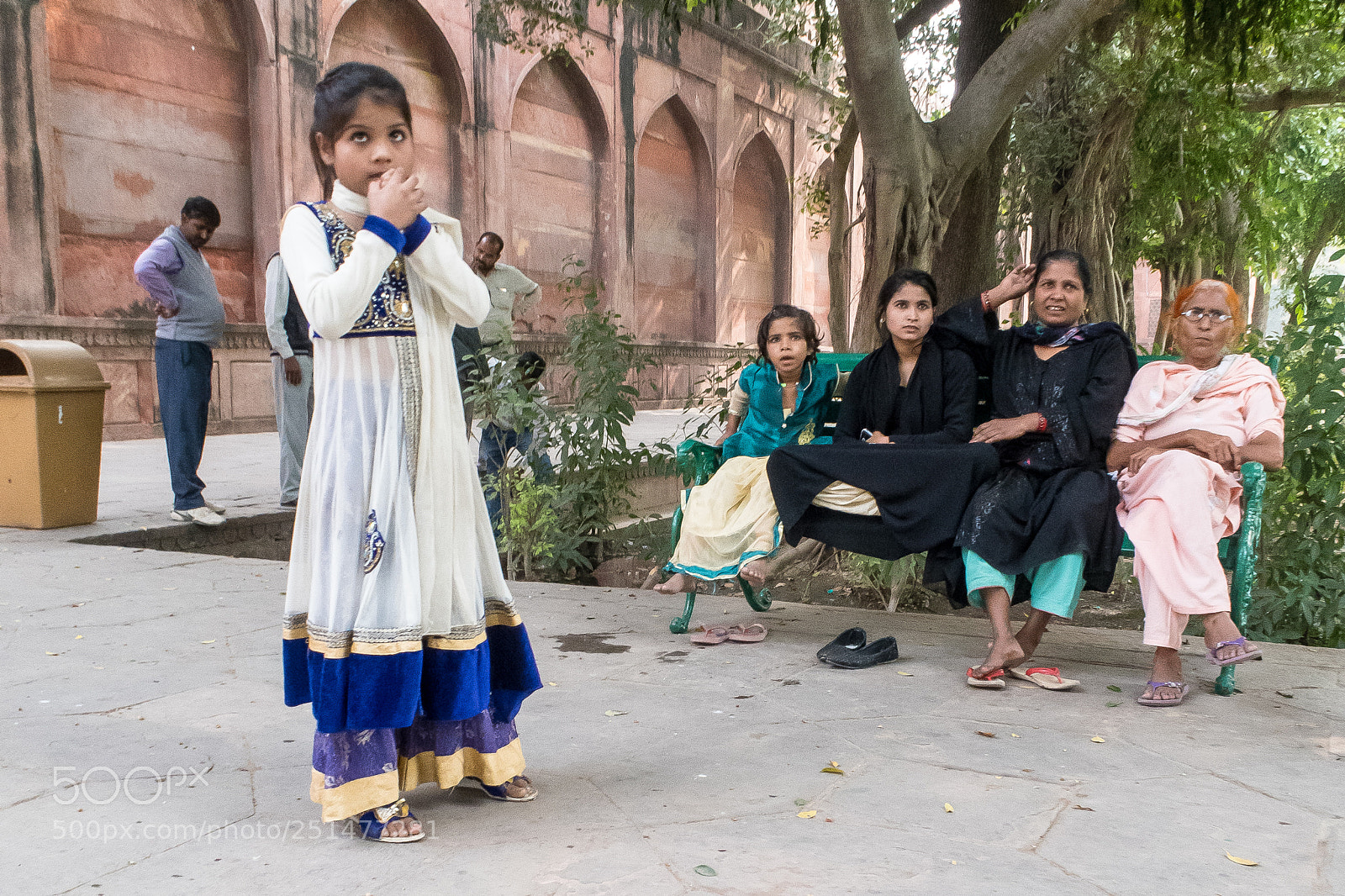 Canon PowerShot G7 X Mark II sample photo. Indian girl and family photography