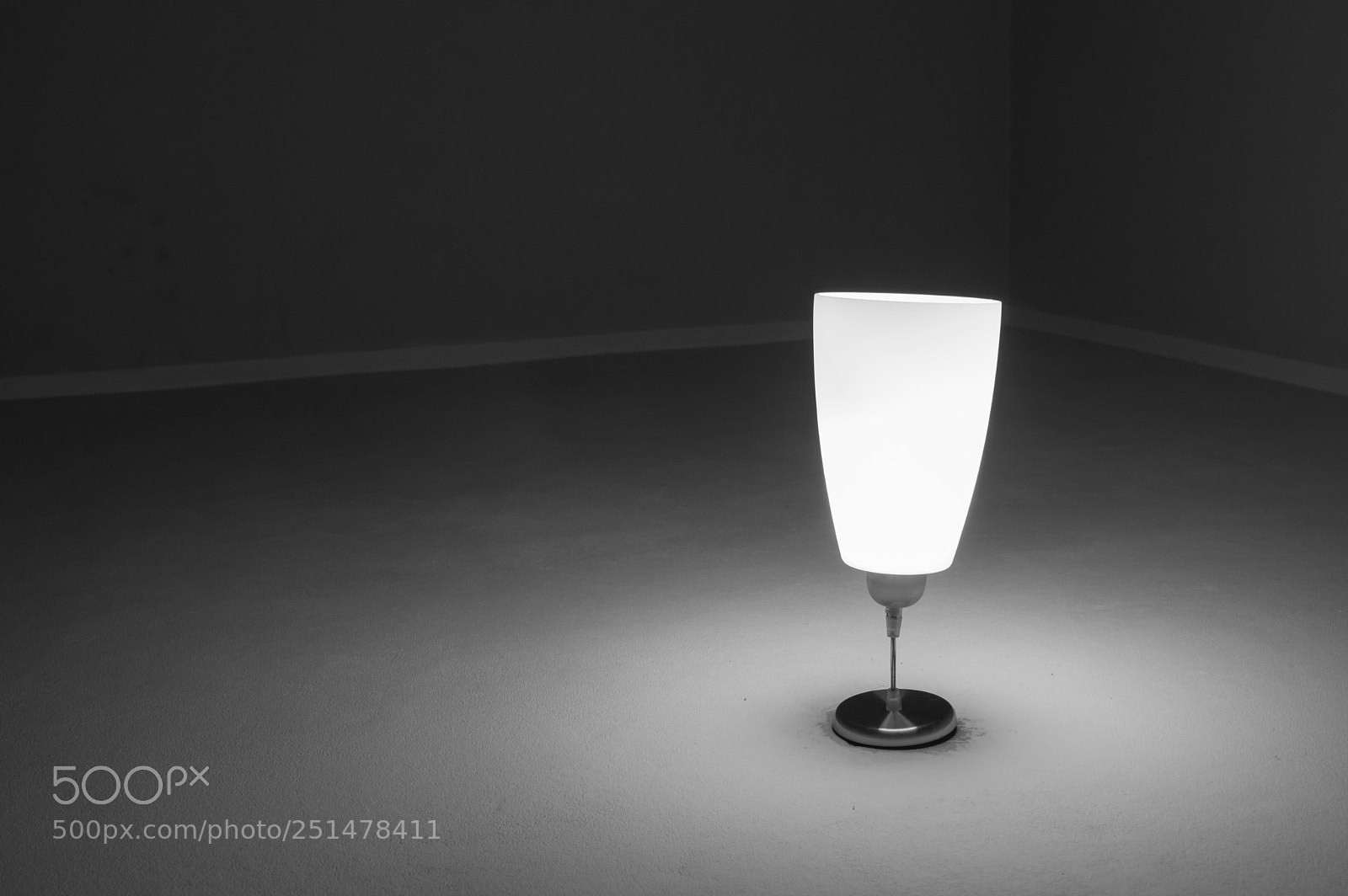 Nikon D3200 sample photo. Lights y shades photography