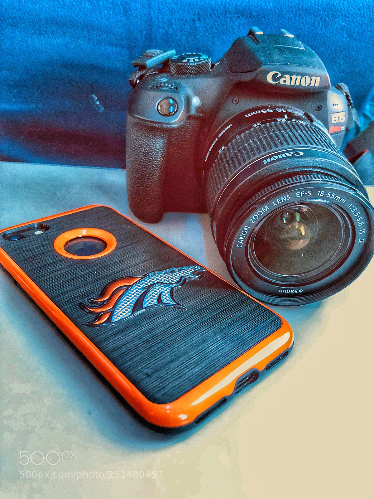 Apple iPhone 8 sample photo. The only weapons i photography