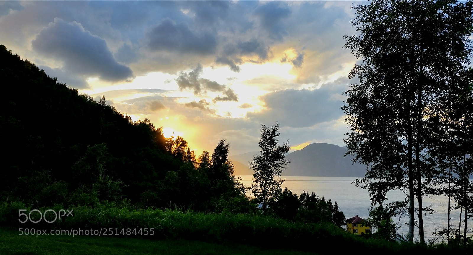 Samsung Galaxy S5 sample photo. Sunset on the fjord photography
