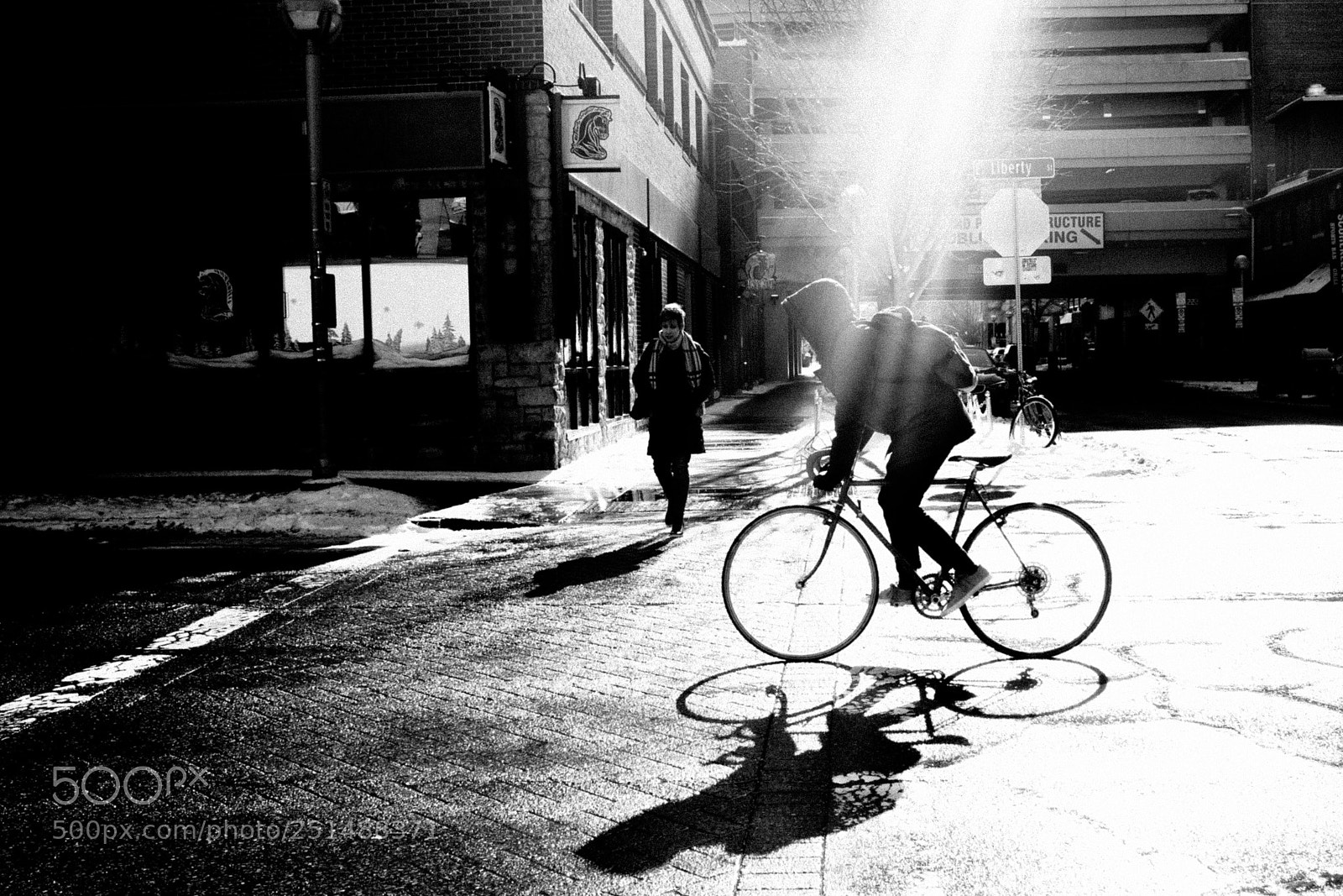 Fujifilm X100F sample photo. Riding photography