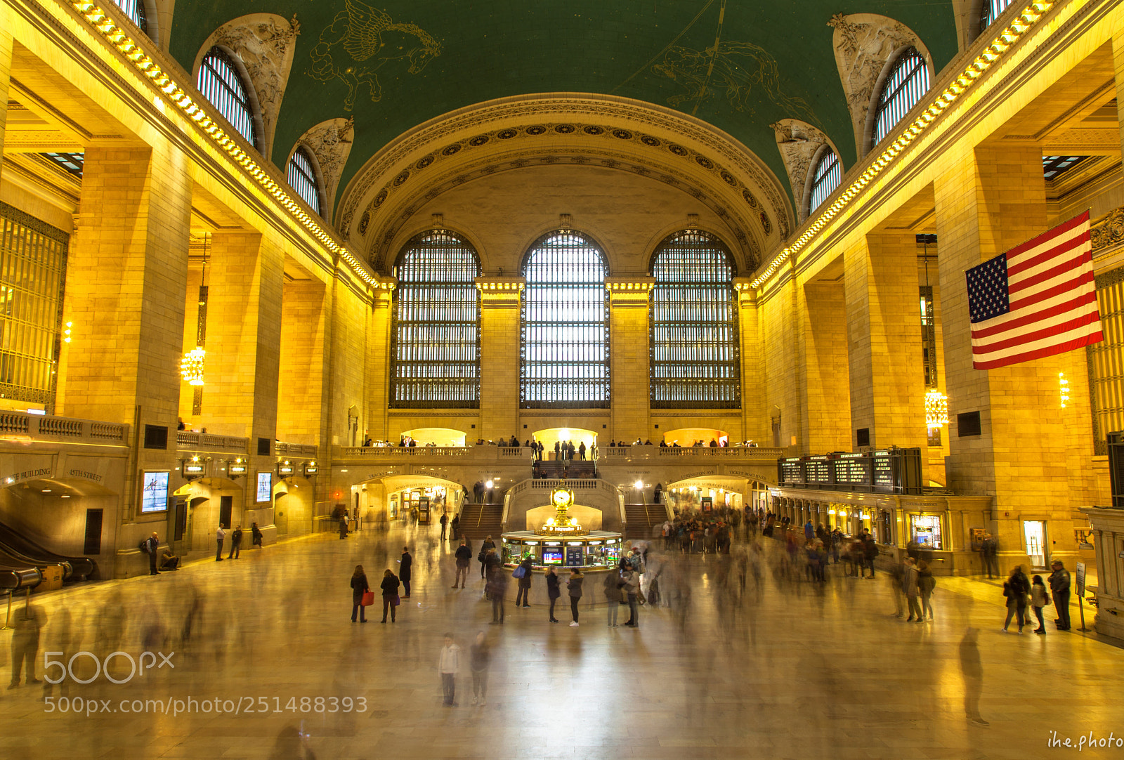 Canon EOS 5D Mark II sample photo. Grand central terminal photography