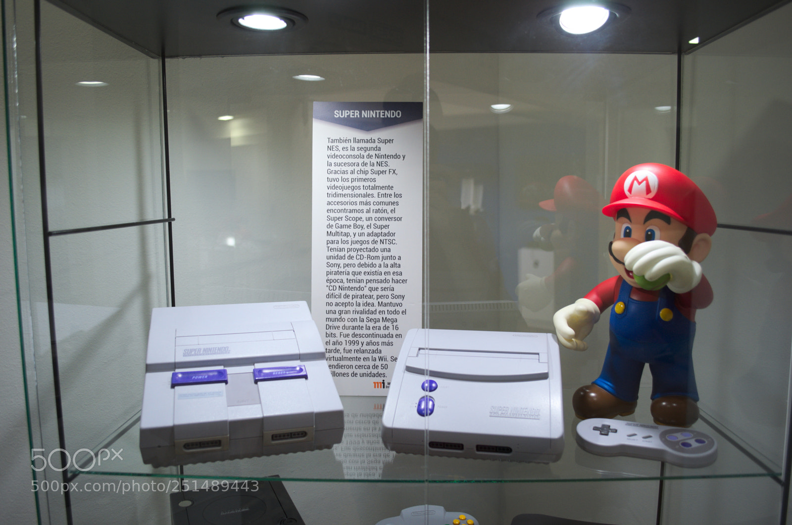 Nikon D5100 sample photo. Museo de inform tica photography