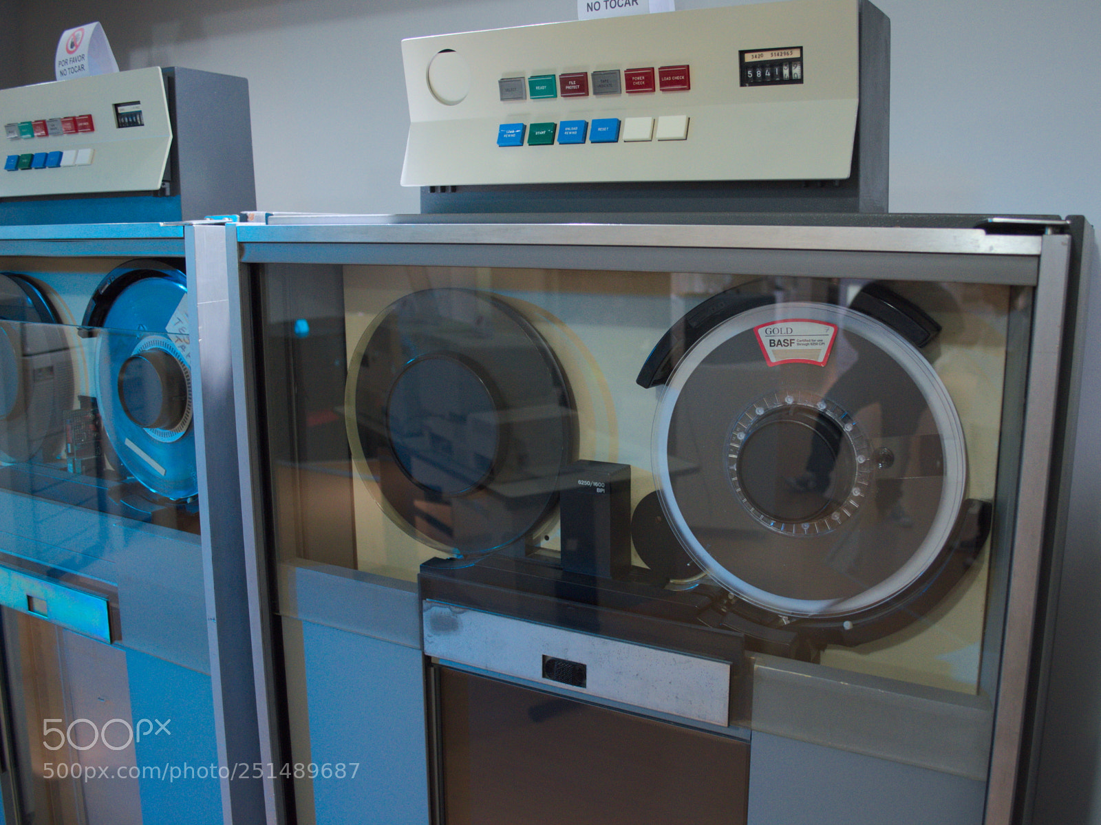 Nikon D5100 sample photo. Museo de inform tica photography