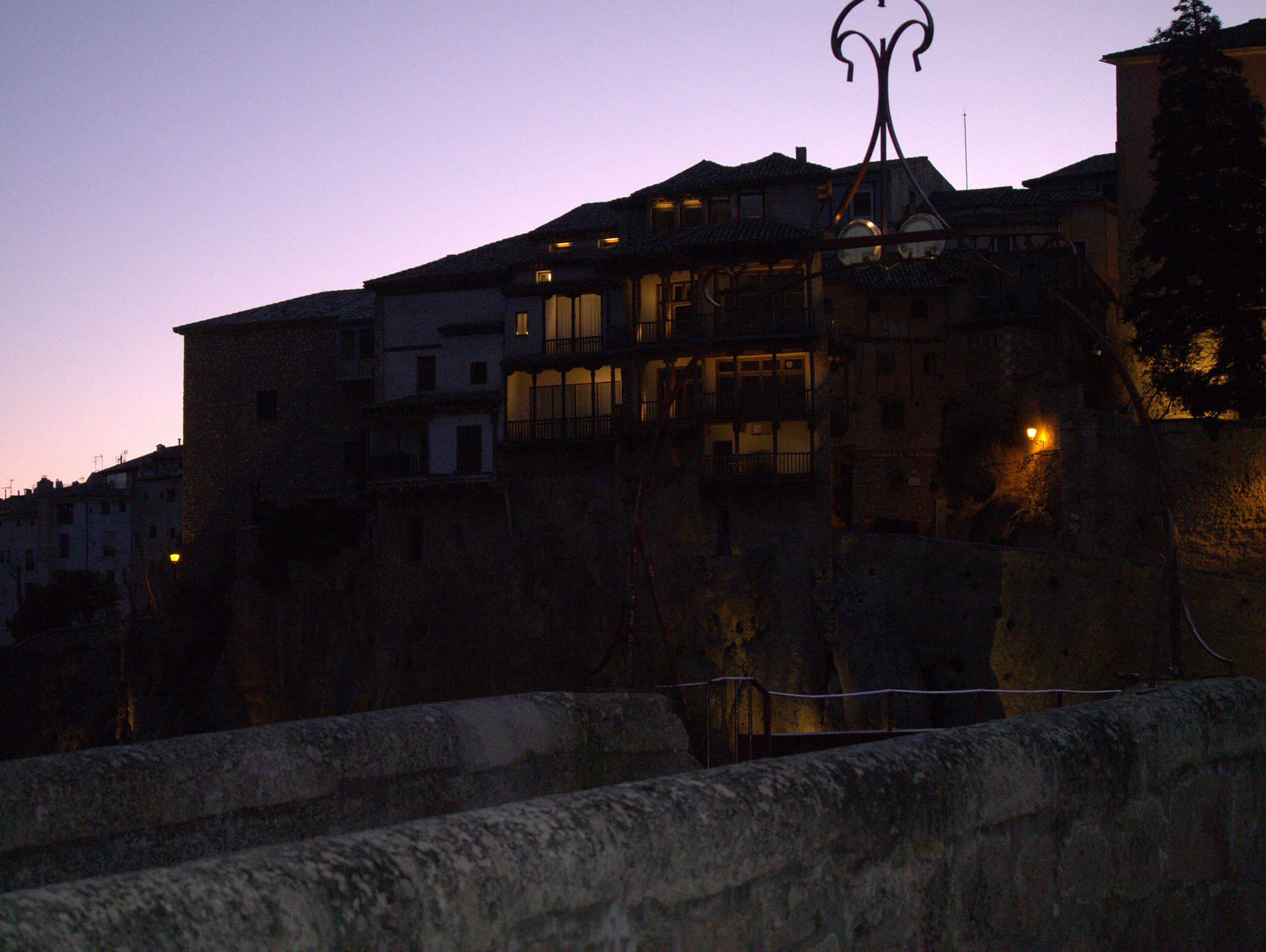 Panasonic Lumix DMC-GF6 sample photo. Cuenca de  noche photography