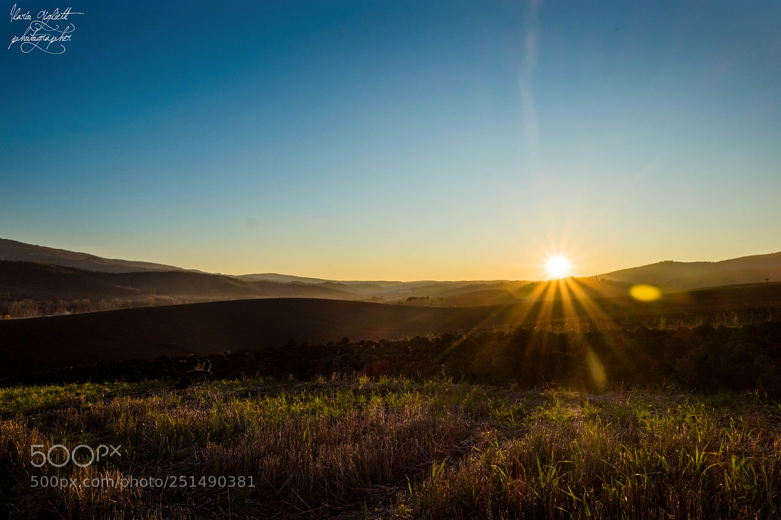 Fujifilm X-T10 sample photo. Sun on the countryside photography