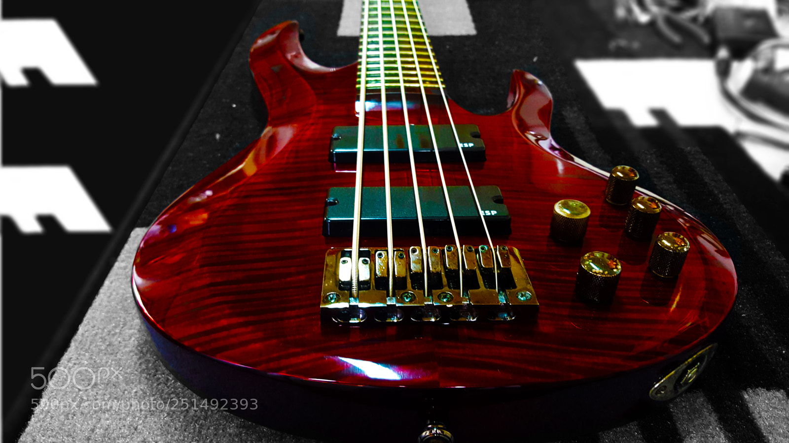 Samsung Galaxy S6 sample photo. Bass guitar photography