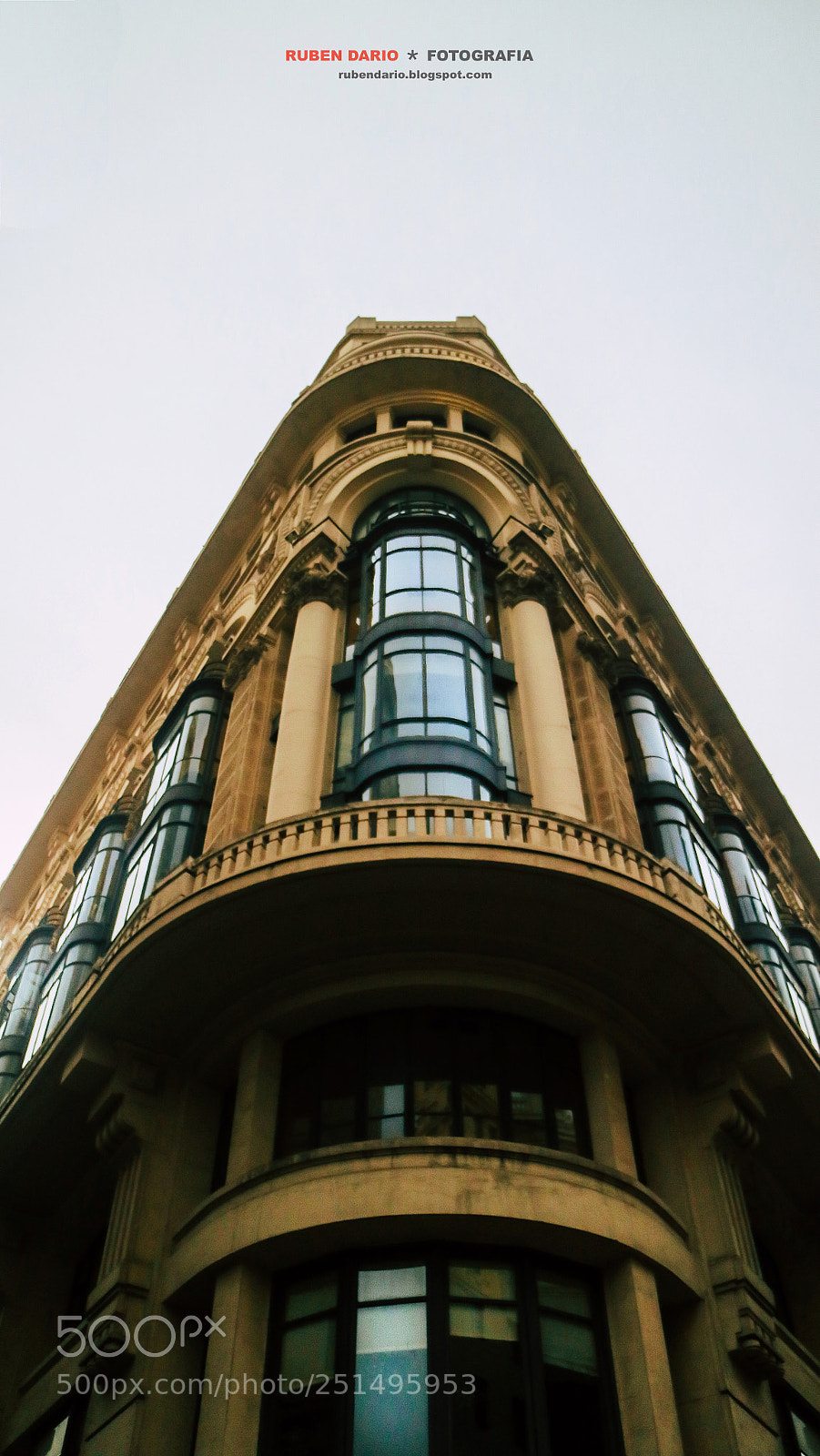 Canon EOS M3 sample photo. Mirando a madrid  photography