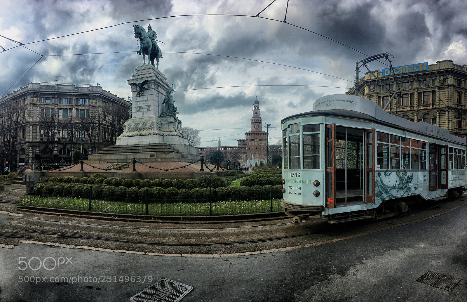 Apple iPhone 6s sample photo. Milan photography