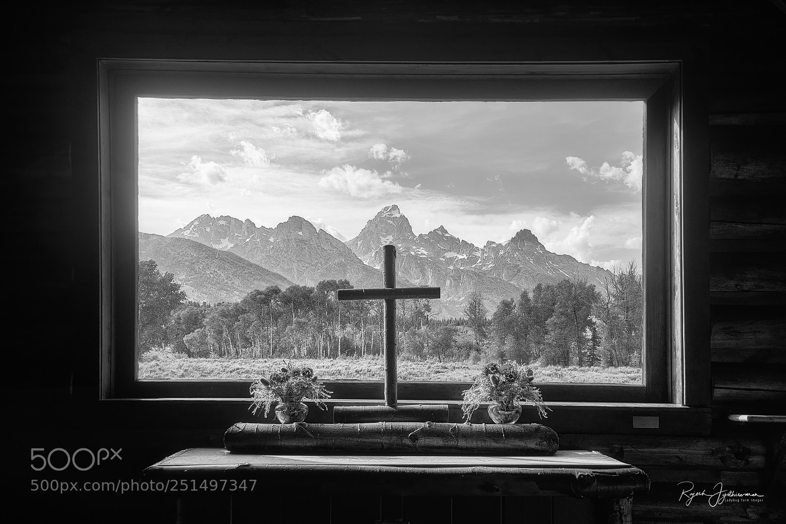 Sony a7R II sample photo. Happy easter photography