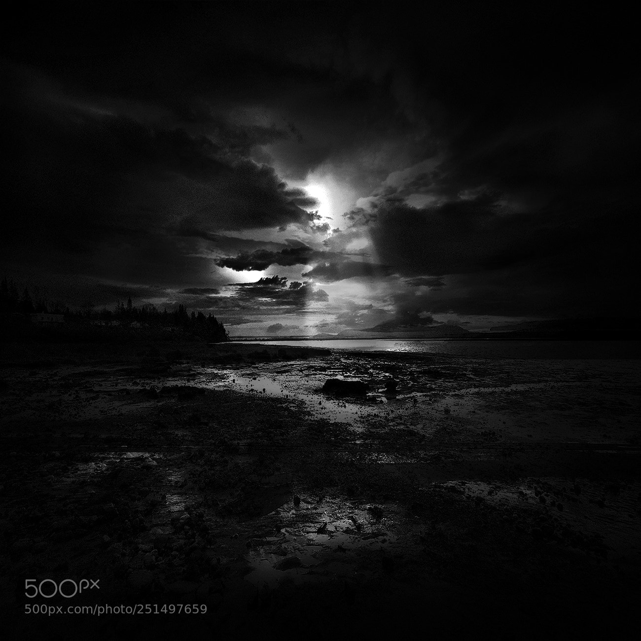 Canon EOS 5DS R sample photo. Rays of light photography