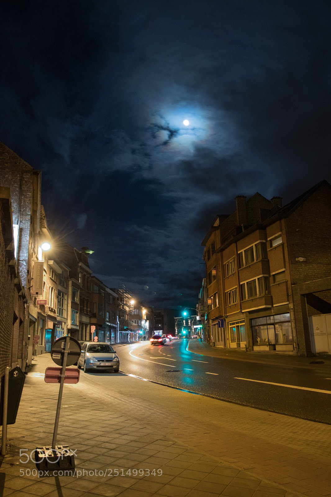 Canon EOS 80D sample photo. Night photography