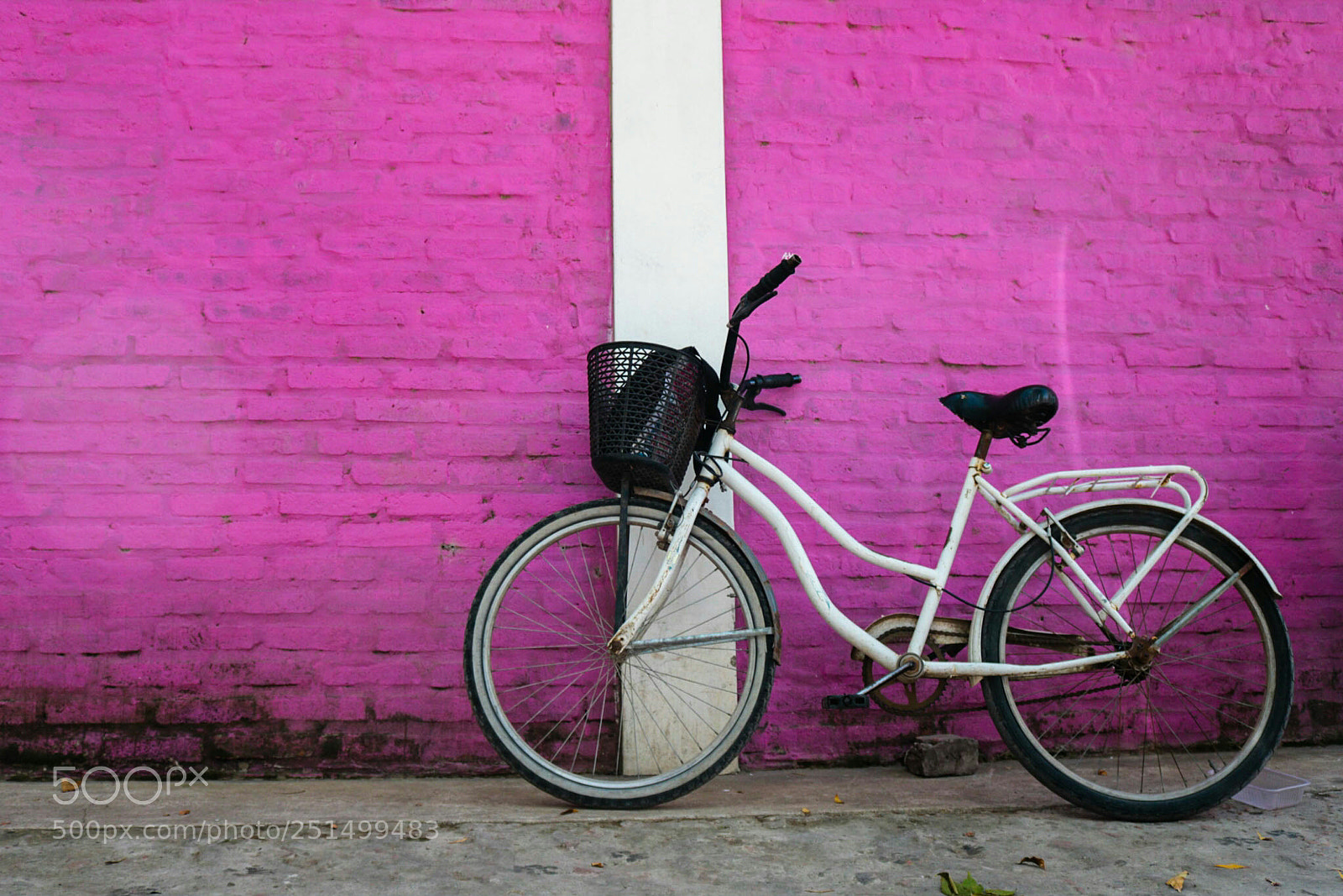 Canon EOS 750D (EOS Rebel T6i / EOS Kiss X8i) sample photo. Bike photography