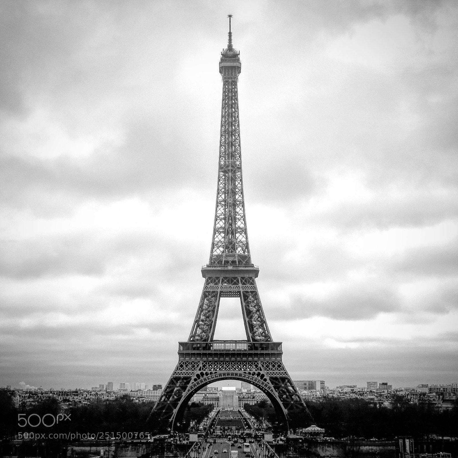 Samsung WB1100F/WB1101F/WB1102F sample photo. The eiffel tower really photography
