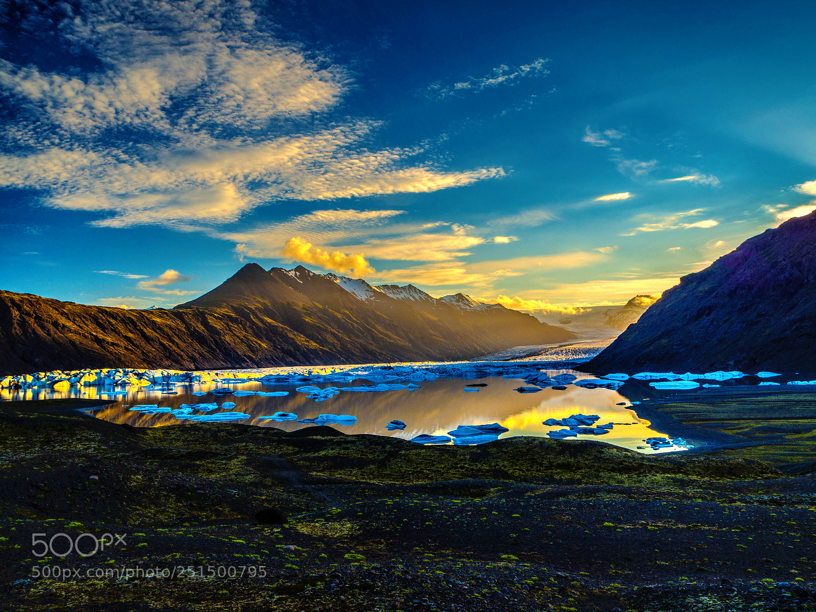 Olympus OM-D E-M10 sample photo. Glacier lagoon photography