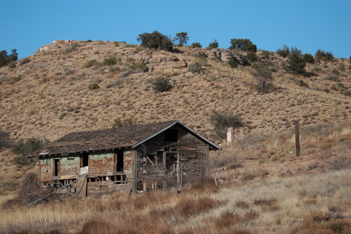 Canon EF-S 55-250mm F4-5.6 IS STM sample photo. Cabin! photography