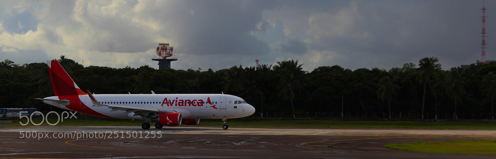 Canon EOS 700D (EOS Rebel T5i / EOS Kiss X7i) sample photo. Prepare to take off. photography