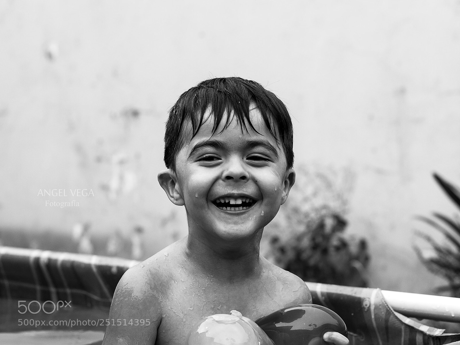 Canon EOS 7D sample photo. En la pile!! photography
