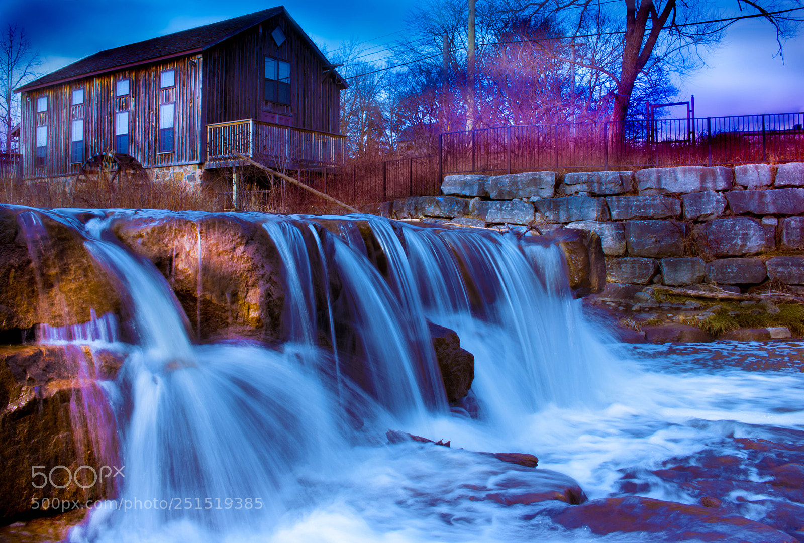 Canon EOS 750D (EOS Rebel T6i / EOS Kiss X8i) sample photo. Water wheel photography
