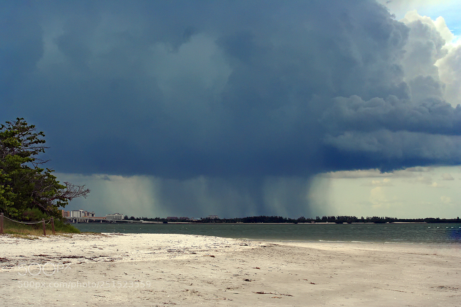 Canon EOS 350D (EOS Digital Rebel XT / EOS Kiss Digital N) sample photo. Stormfront florida photography