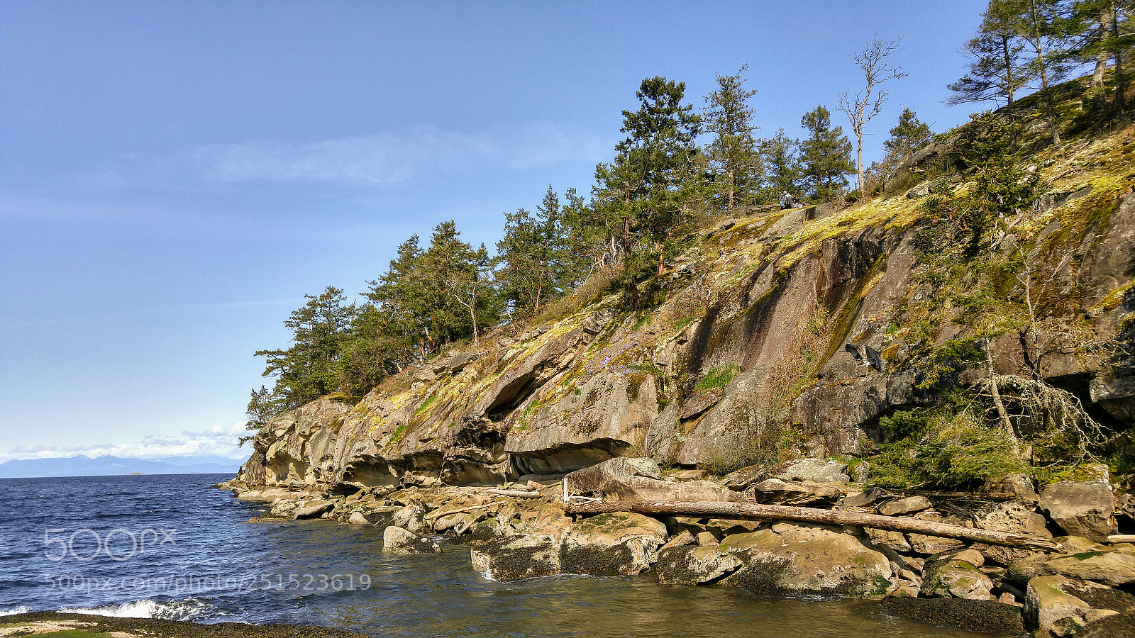 LG G4 sample photo. A rugged shoreline photography