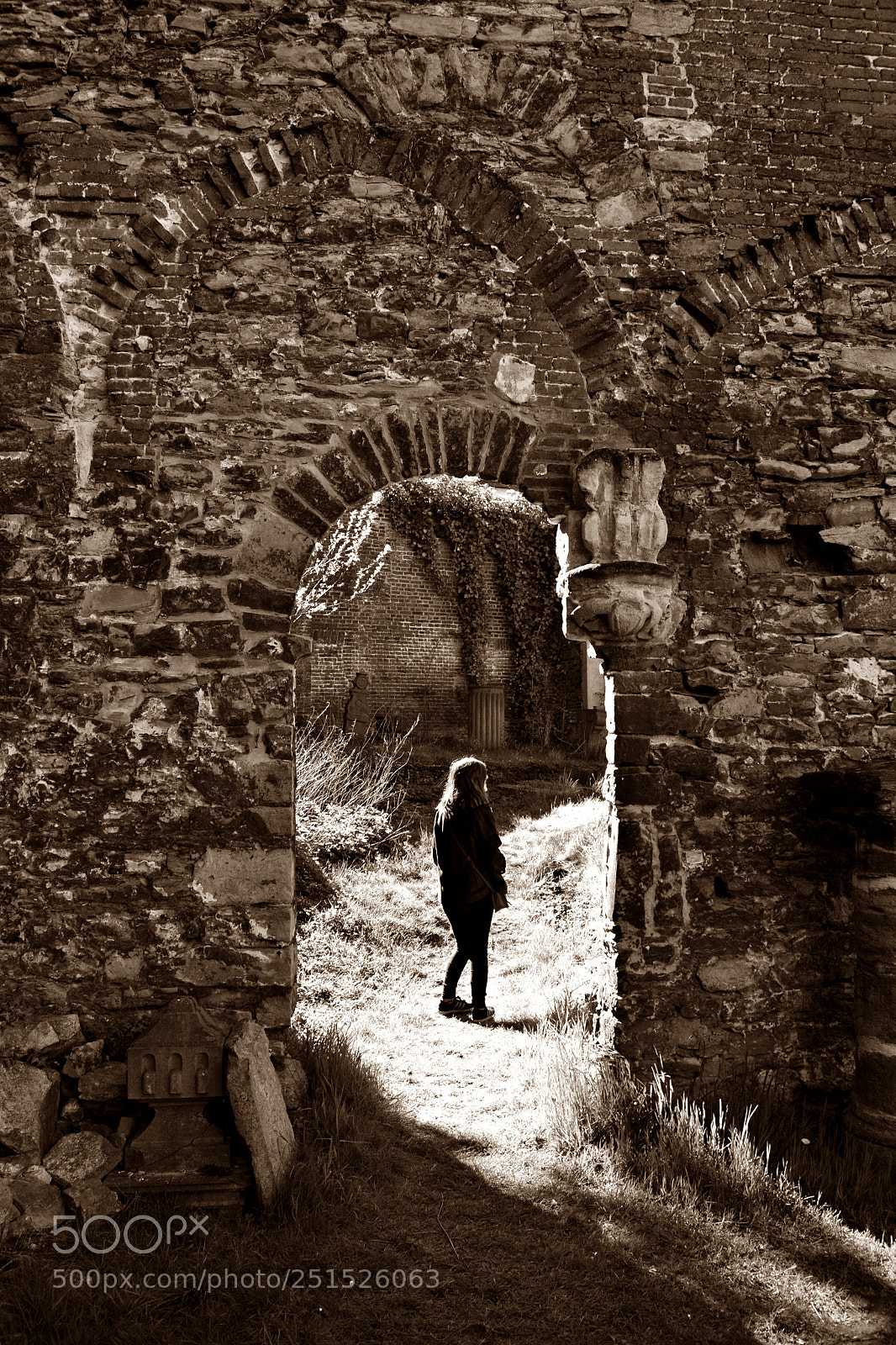 Nikon D3100 sample photo. R. in ruins photography