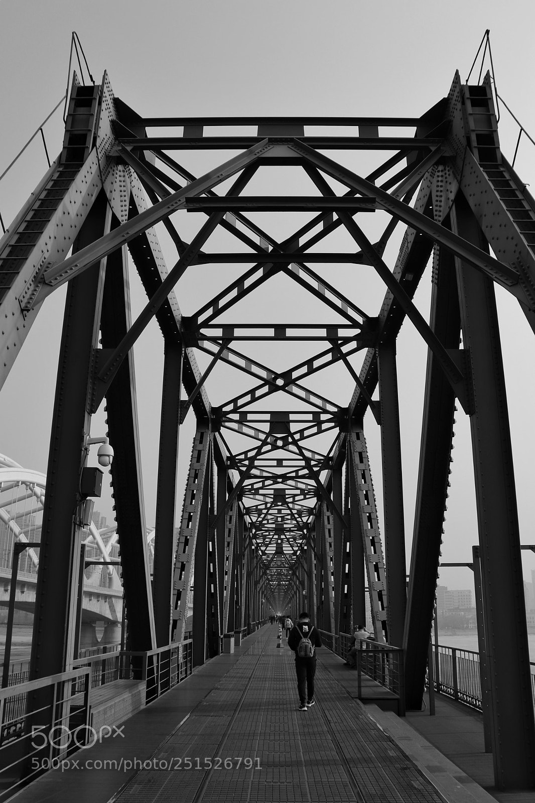 Canon EOS 800D (EOS Rebel T7i / EOS Kiss X9i) sample photo. Middle east railway photography