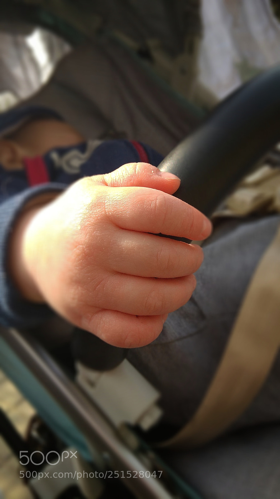 Xiaomi Redmi Note 4X sample photo. Hand photography