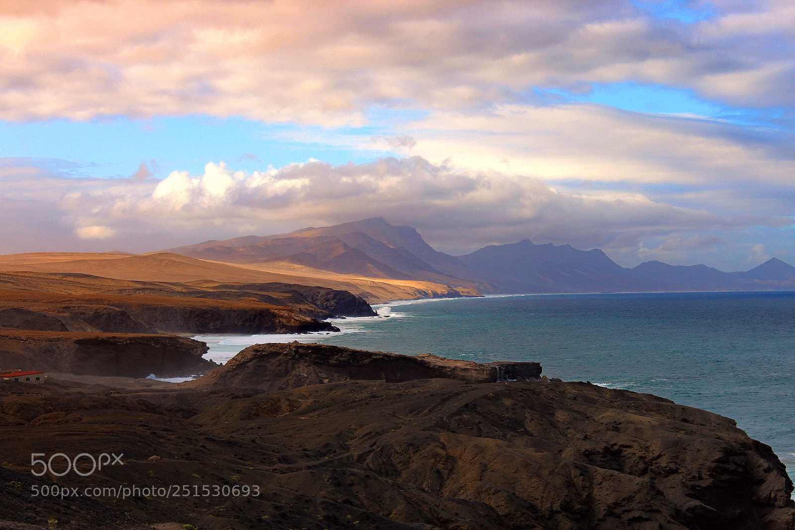 Canon EOS 1200D (EOS Rebel T5 / EOS Kiss X70 / EOS Hi) sample photo. Shoreline fuerteventura photography