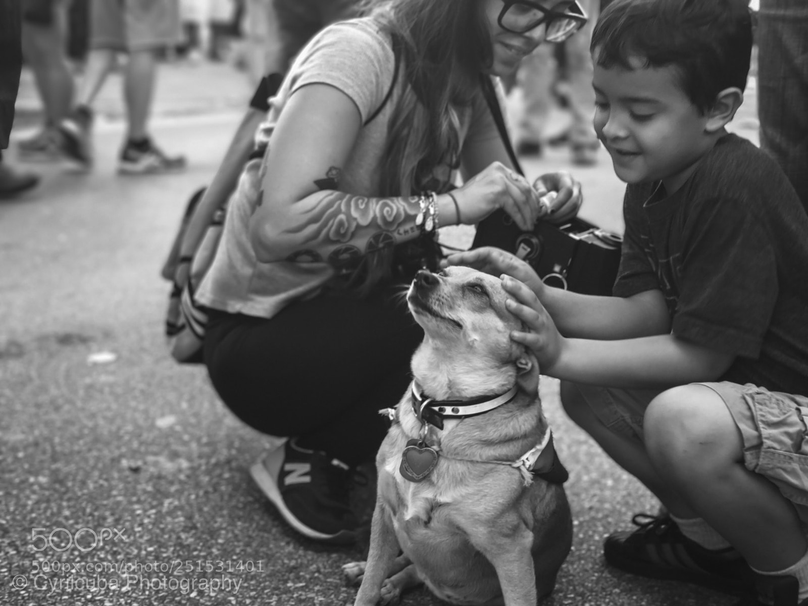 Apple iPhone 7 Plus sample photo. Kid with a dog photography